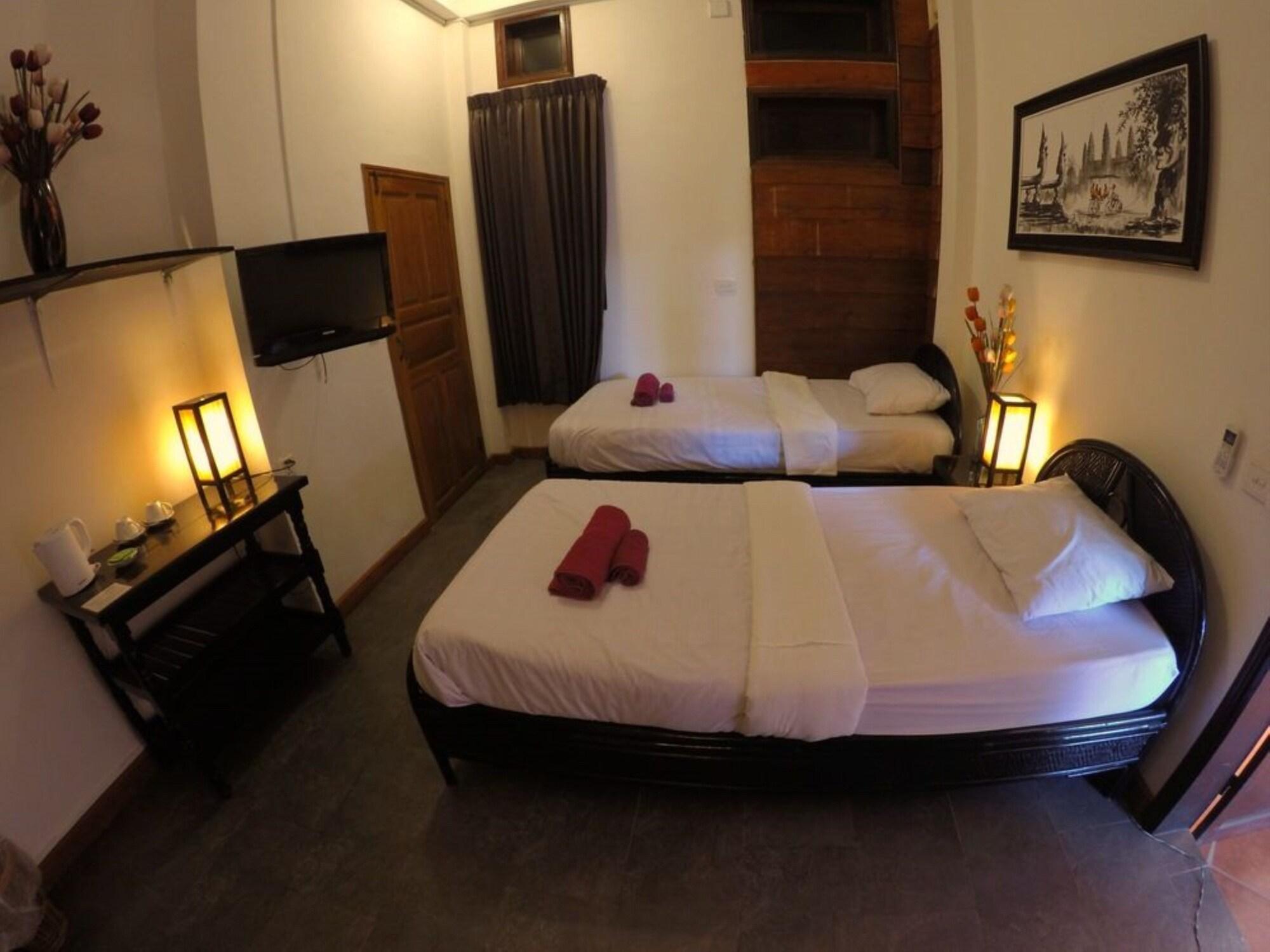 Villa Vedici Kampot Luaran gambar