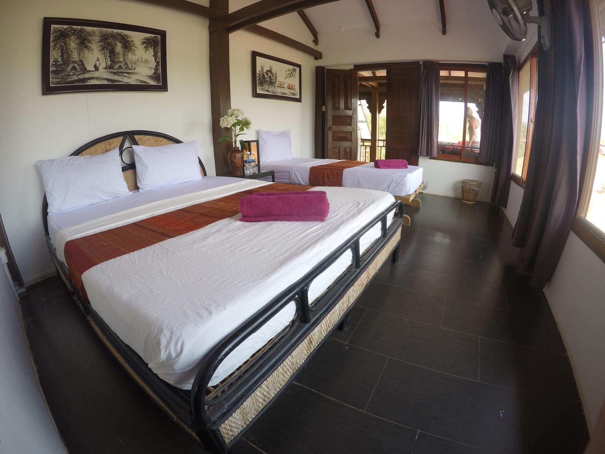 Villa Vedici Kampot Luaran gambar