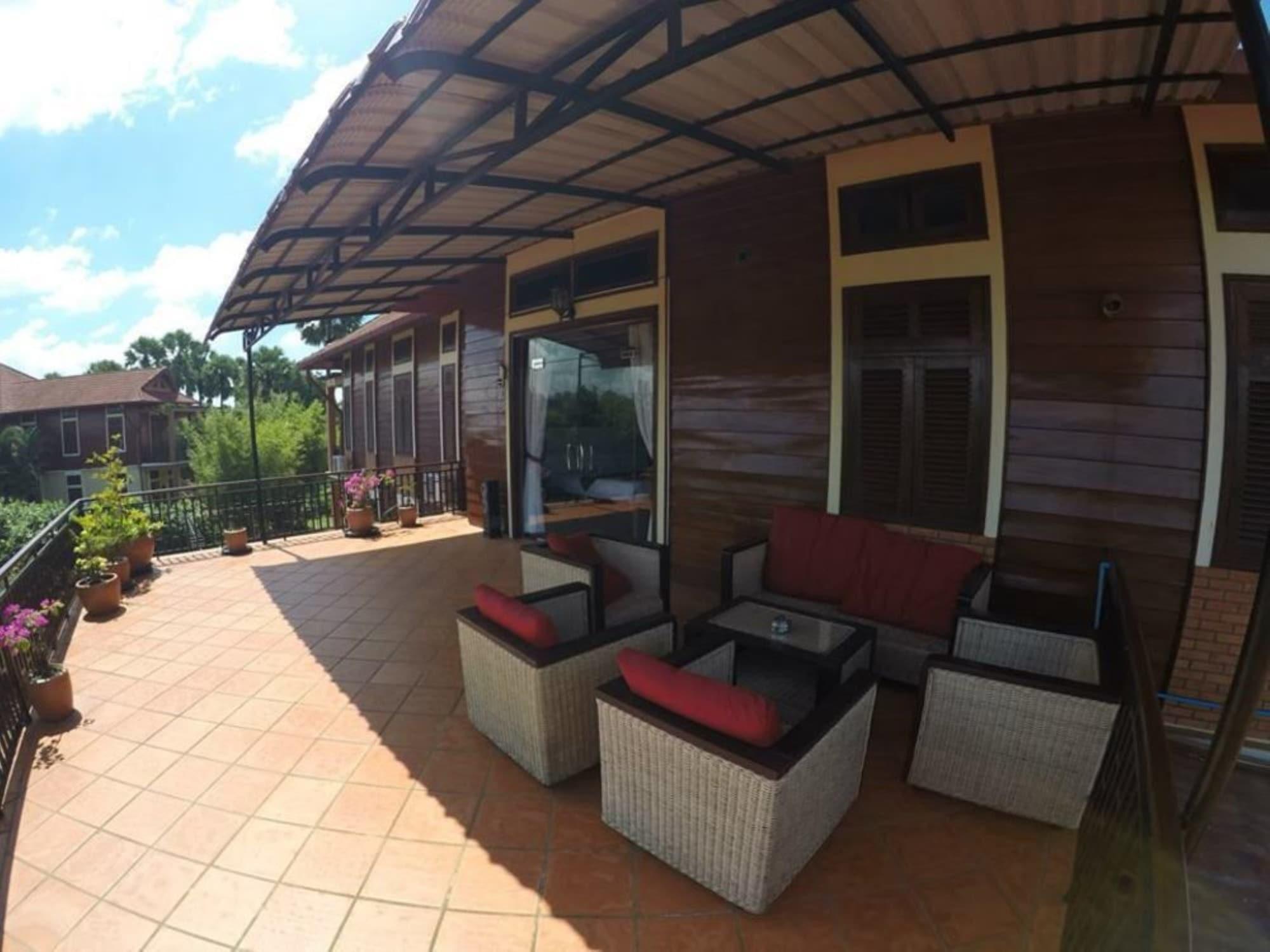 Villa Vedici Kampot Luaran gambar