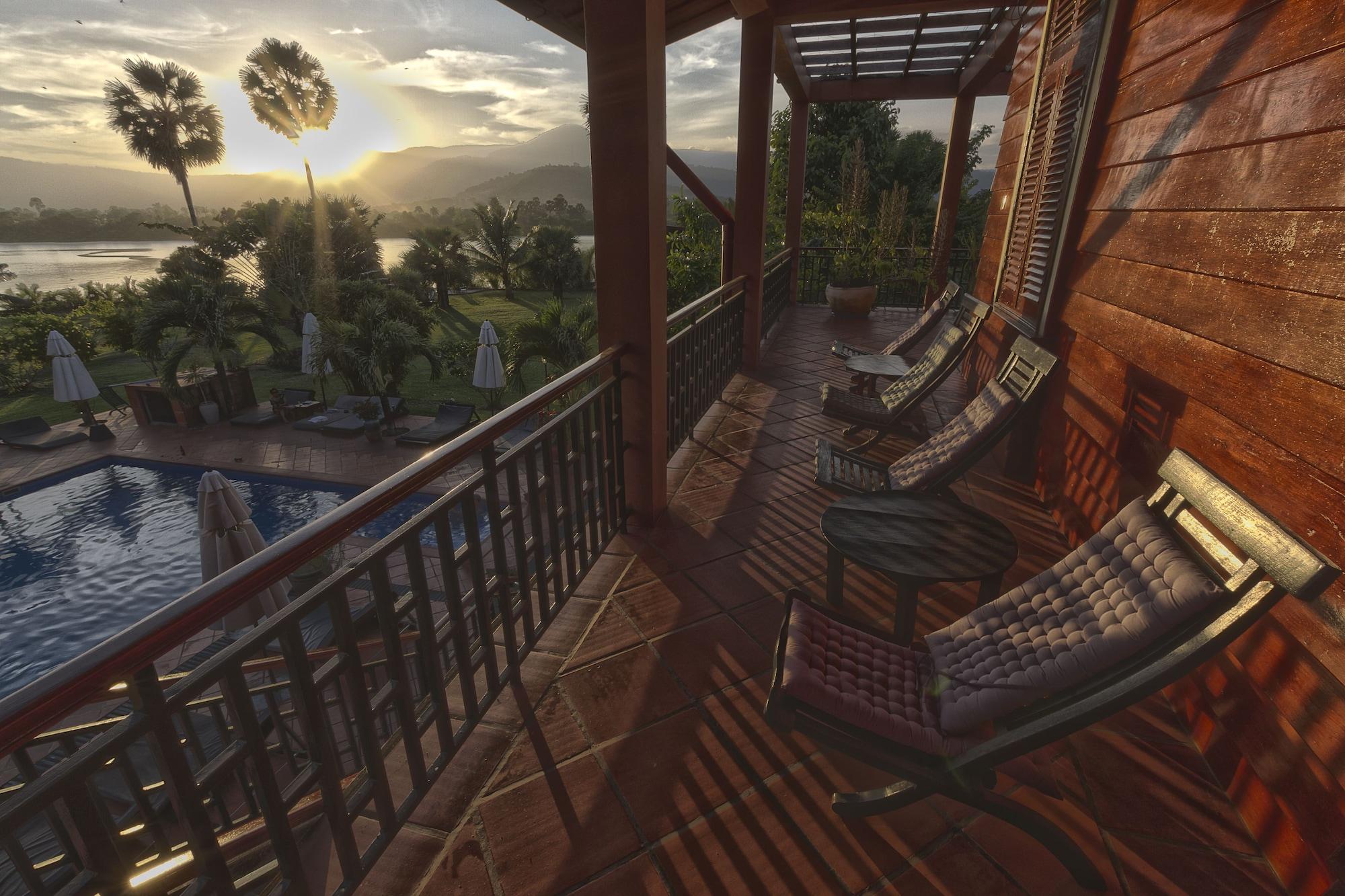Villa Vedici Kampot Luaran gambar