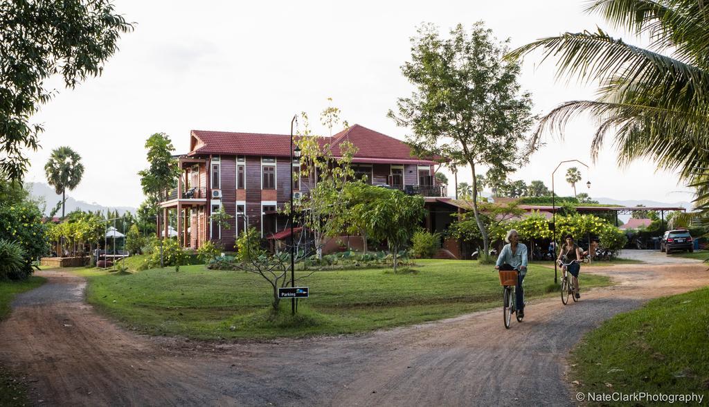 Villa Vedici Kampot Luaran gambar