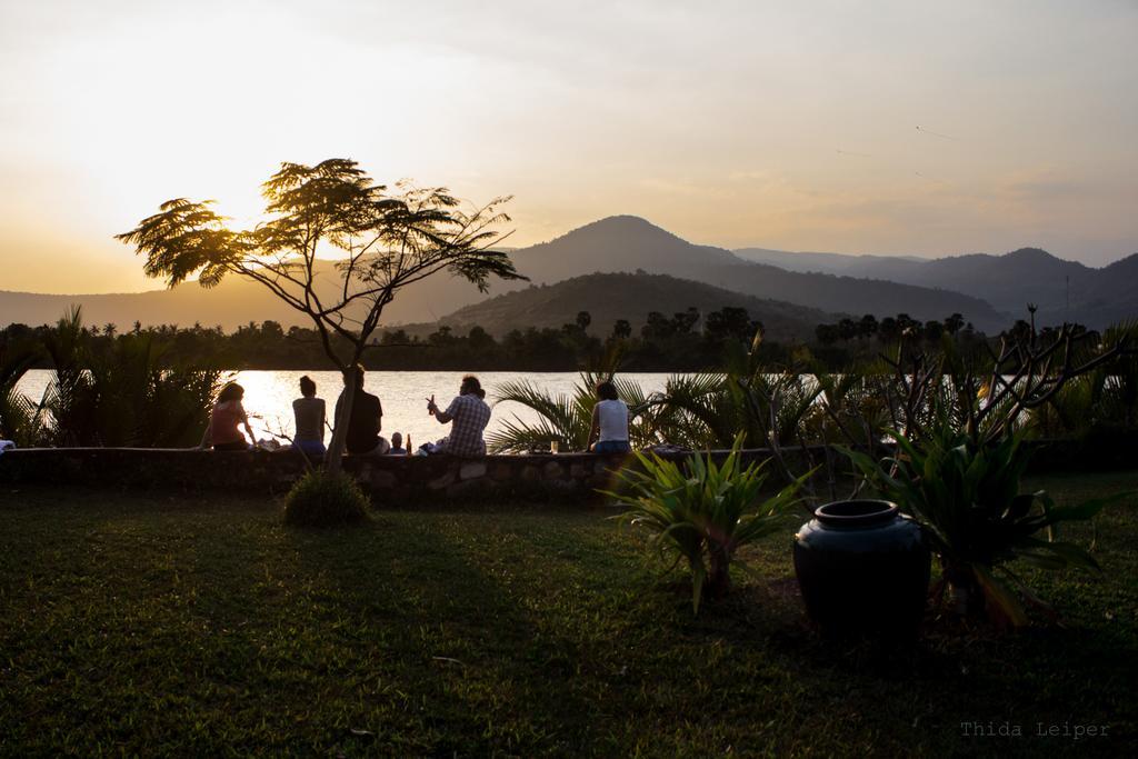 Villa Vedici Kampot Luaran gambar