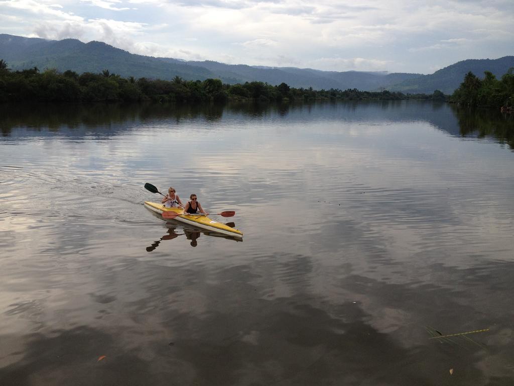 Villa Vedici Kampot Luaran gambar