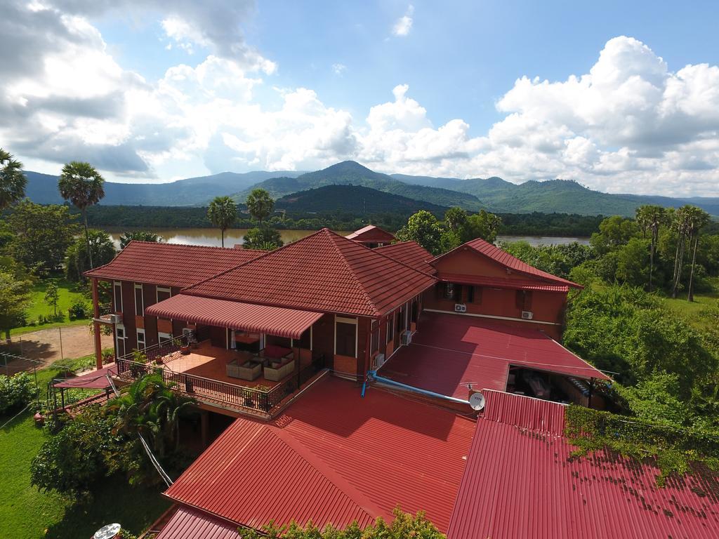 Villa Vedici Kampot Luaran gambar