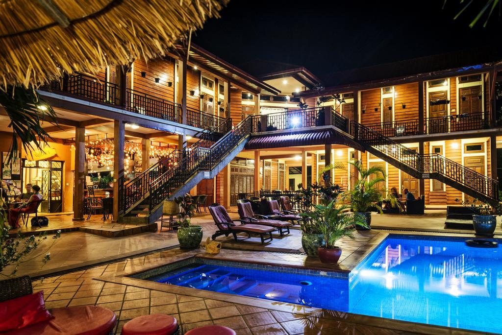 Villa Vedici Kampot Luaran gambar