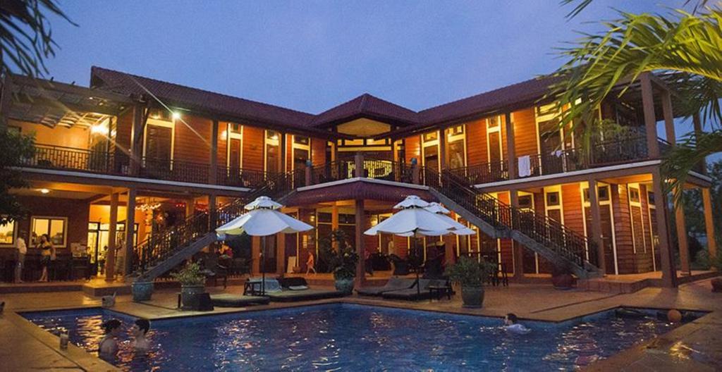 Villa Vedici Kampot Luaran gambar