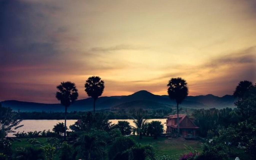 Villa Vedici Kampot Luaran gambar
